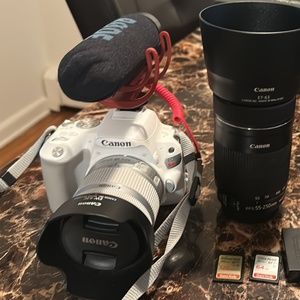 Canon T2i in white
